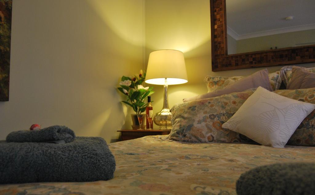 Cutmore Cottages - Meurants Manor Stanhope Gardens Номер фото