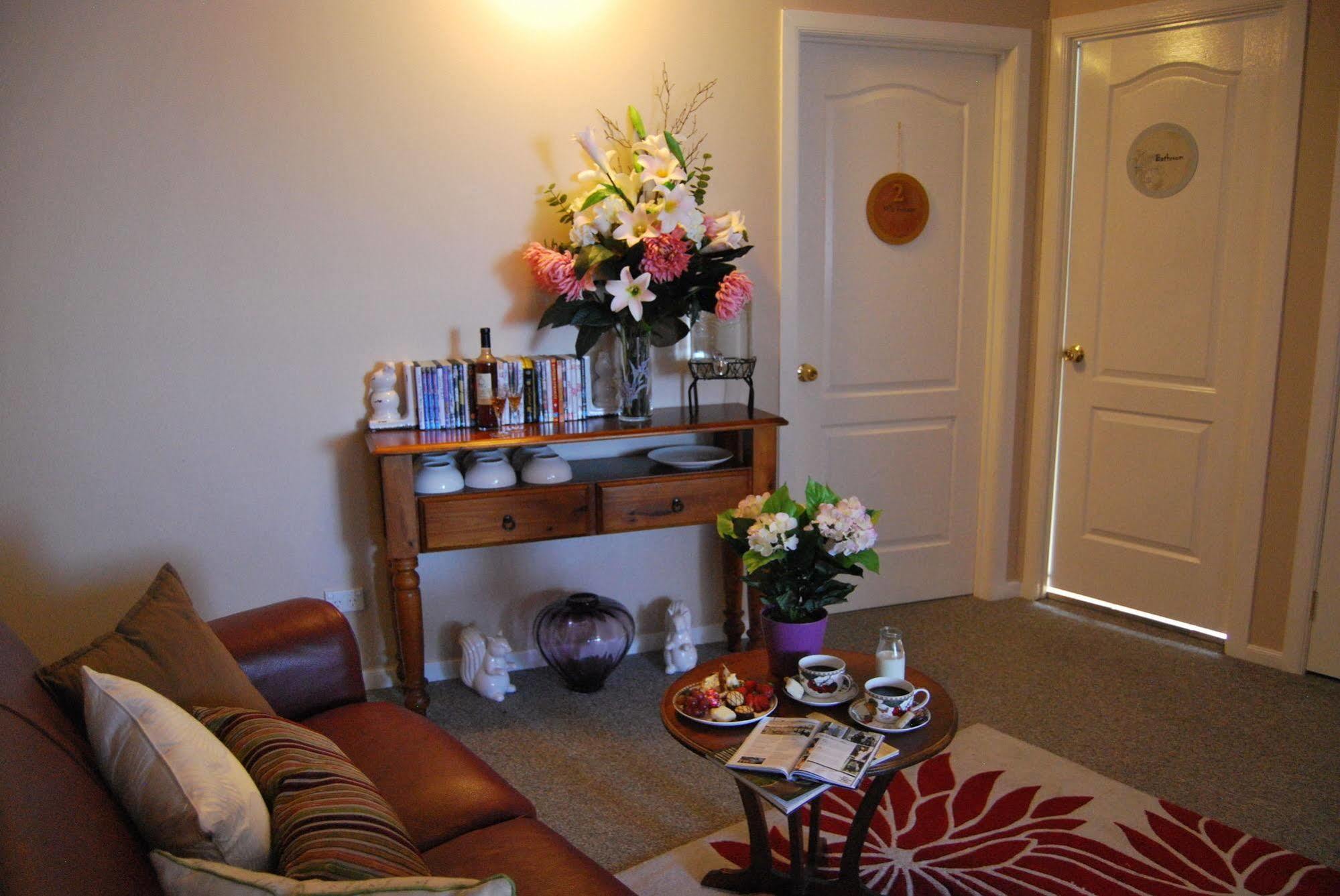 Cutmore Cottages - Meurants Manor Stanhope Gardens Экстерьер фото