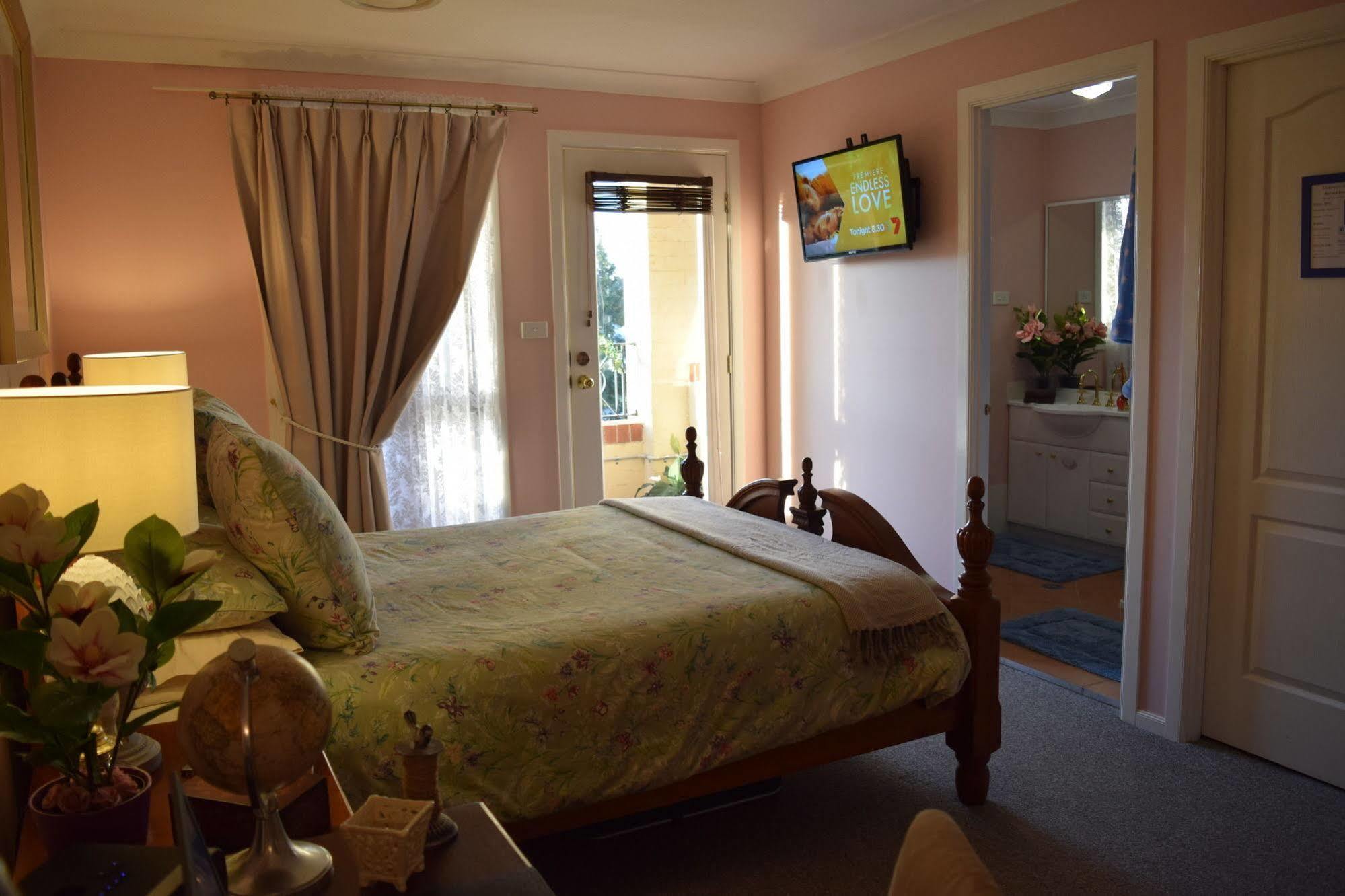Cutmore Cottages - Meurants Manor Stanhope Gardens Экстерьер фото