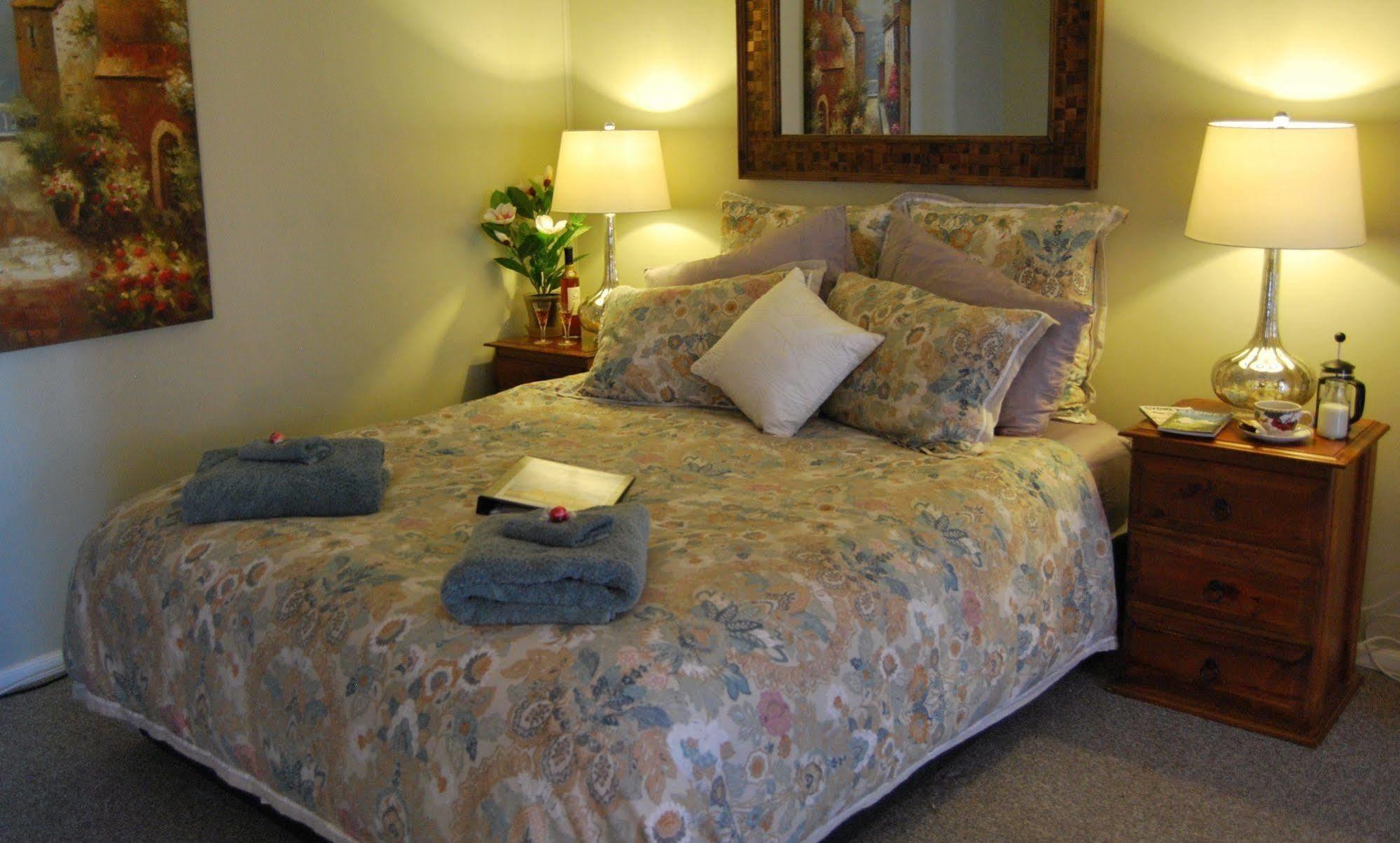 Cutmore Cottages - Meurants Manor Stanhope Gardens Экстерьер фото