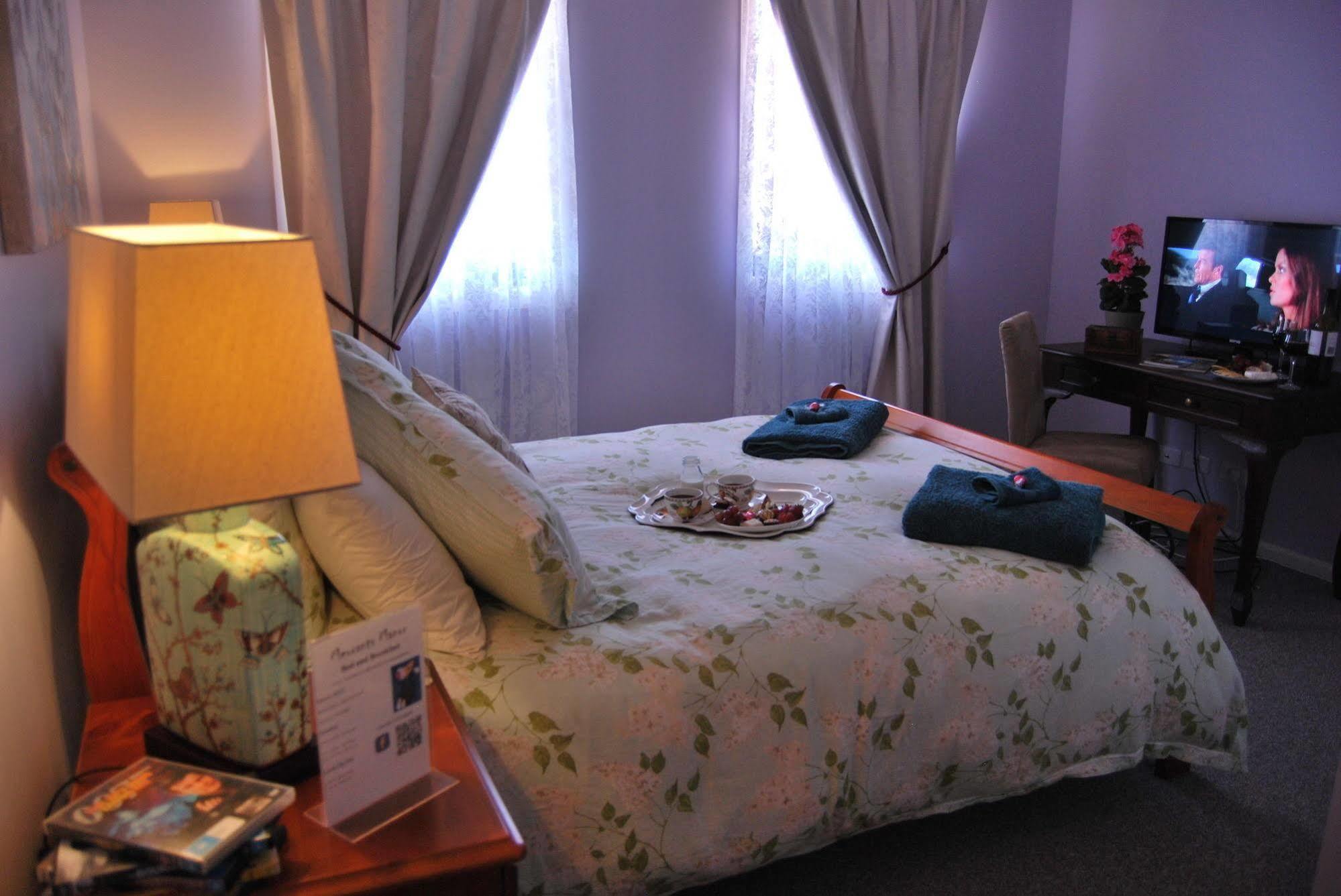 Cutmore Cottages - Meurants Manor Stanhope Gardens Экстерьер фото